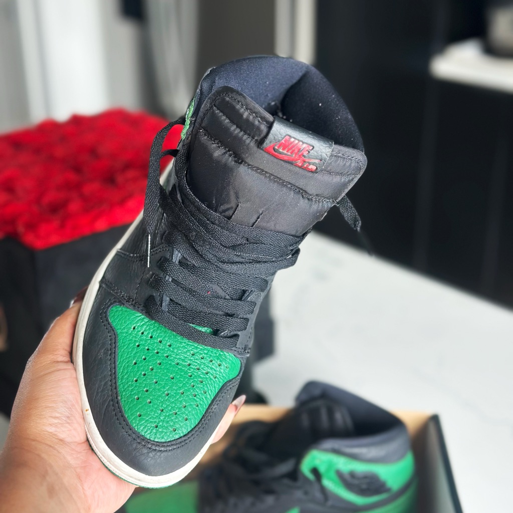 Nike Air Jordan 1 Retro High Og Black Green Sneakers